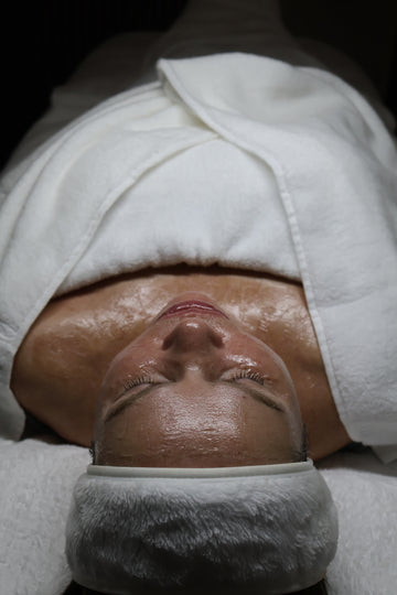 Full Face, Neck & Decolletage  (4 x Sessions Package)